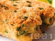 Рецепта Паниран зелен фасул (зелен боб) в яйца,брашно и галета